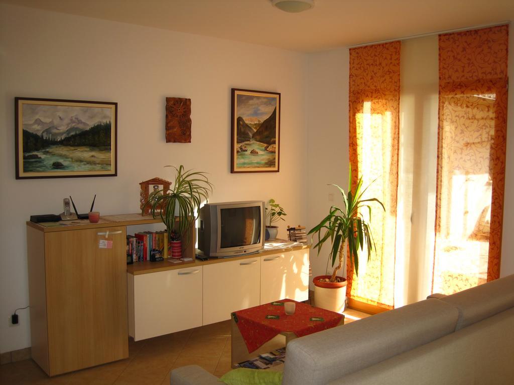 Apartment House Cviter โบเว็ก ภายนอก รูปภาพ